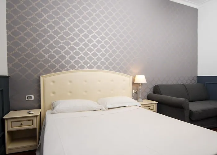 Piccolo Di Piazza Di Spagna Suites