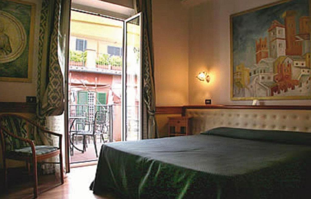 Piccolo Di Piazza Di Spagna Pensión Roma